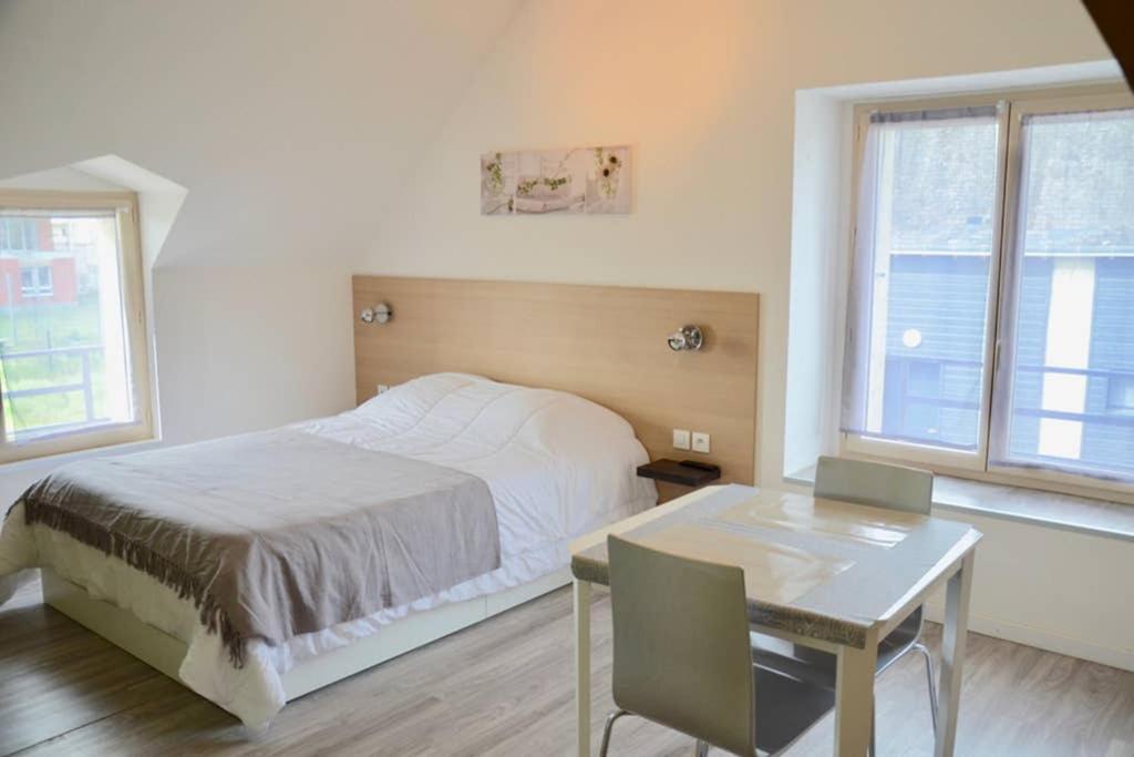 La Petite Maison Appartement 2 Avoine Kültér fotó